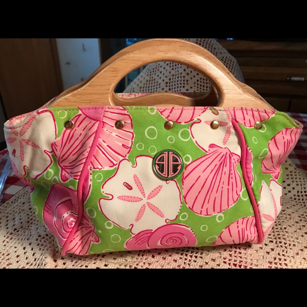 Preppy Alert! Lilly Pulitzer “Sandy Toes” Handbag